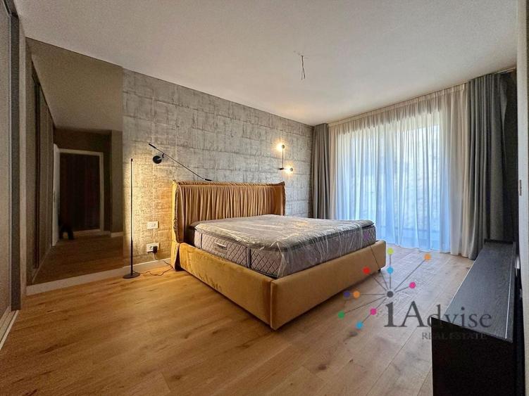 Apartament cu 4 camere decomandat, mobilat în Drumul Poienii