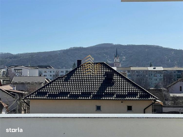 Apartament exclusivist de tip penthouse cu vedere panoramica, ter - 12