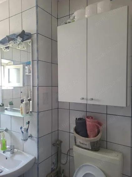 Apartament cu 3 camere decomandat în Bucovina