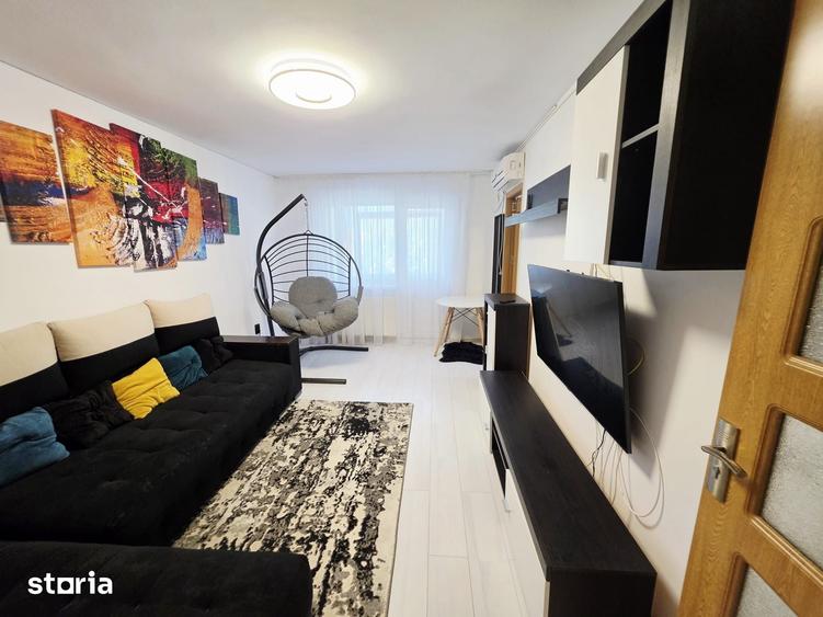 Apartament cu 3 camere decomandat în Vest