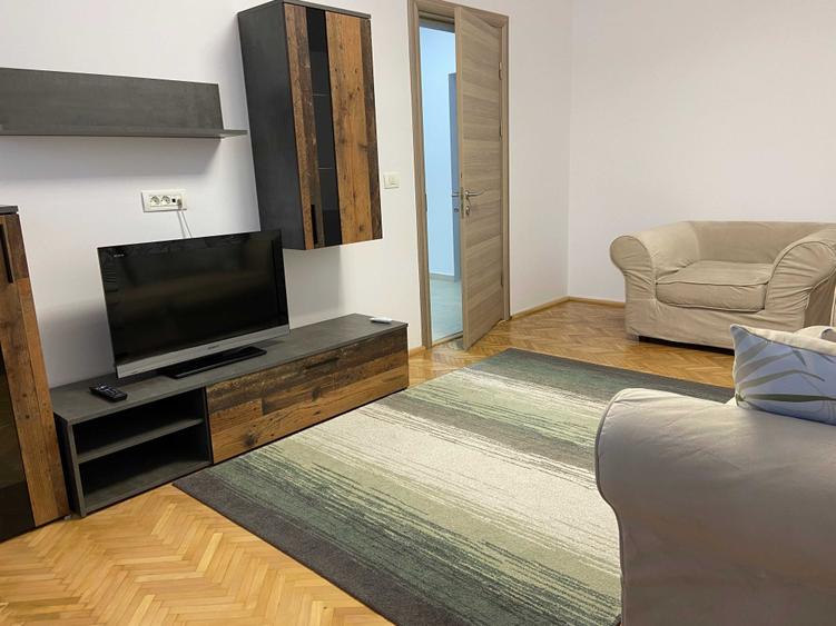 Apartament cu 2 camere decomandat în Ultracentral