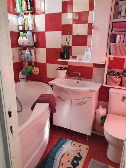 Apartament cu 3 camere decomandat în Sfântu Ilie