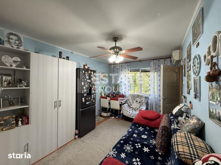 Apartament cu 3 camere semidecomandat în Șagului