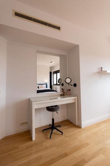 Apartament cu 4 camere decomandat în Herăstrău