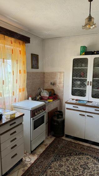 Casă cu 3 camere cu Teren 2037 Mp în Vulcan