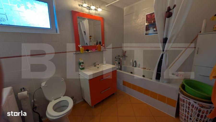 Casă cu 4 camere în Mărginenii de Sus
