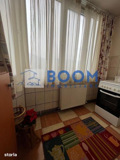 Apartament cu 3 camere în Traian