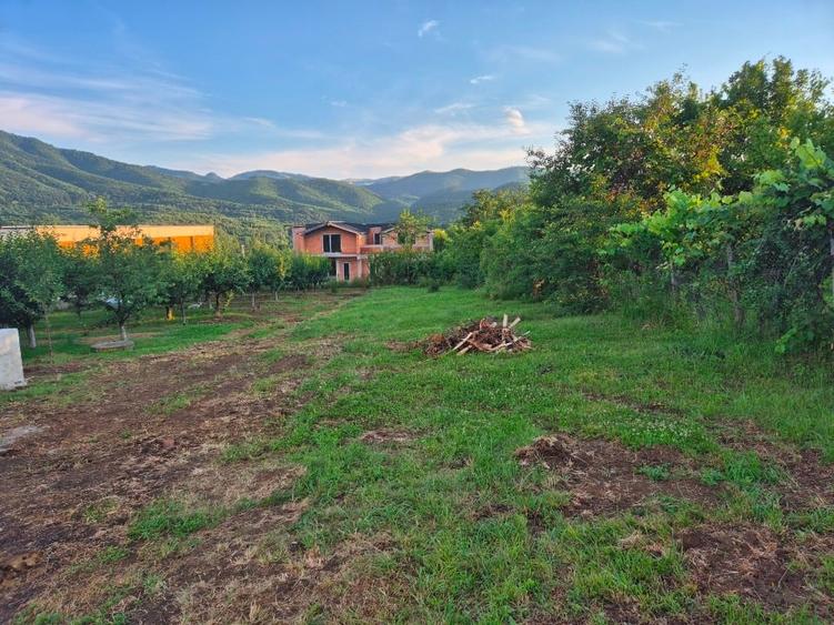 Teren intravilan de 941 mp, în Cisnădioara
