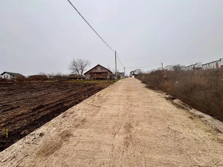 Teren de 575 mp, în Rediu
