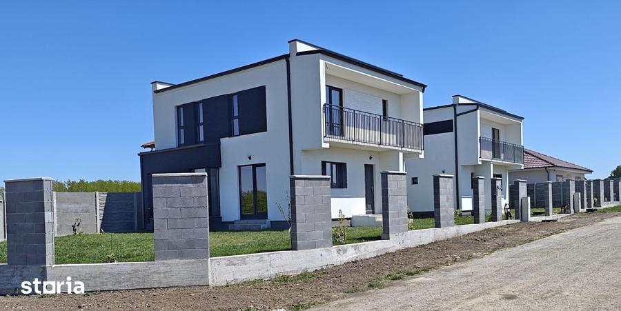 Casa moderna de vanzare | 117 mp utili | Teren 300 mp | 4 camere - 2