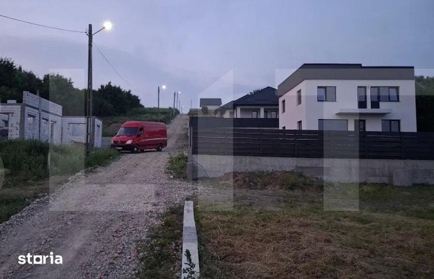 Casă cu 6 camere cu Teren 500 Mp în Mihai Eminescu