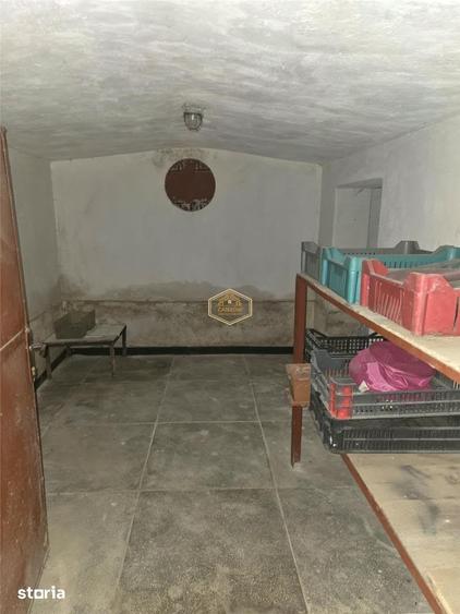 Teren de 560 mp, în Bercu Roșu