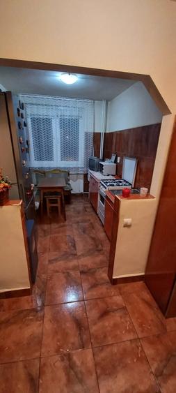 Apartament cu 2 camere semidecomandat în Rogerius
