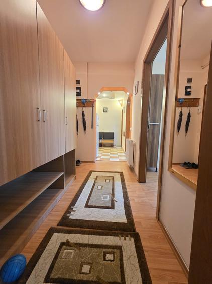Apartament cu 2 camere decomandat în Drumul Carului