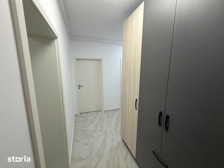 Apartament cu 2 camere, mobilat în Tractorul