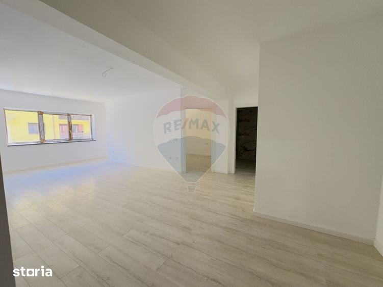 Apartament cu 2 camere decomandat în Oncea