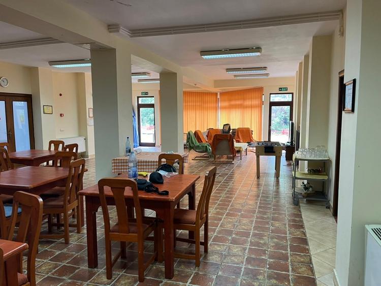 Hotel/Pensiune, de 400 mp, în Lepșa