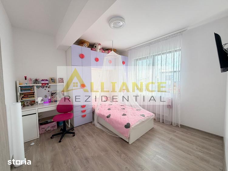 Casă cu 4 camere cu Teren 180 Mp în Central