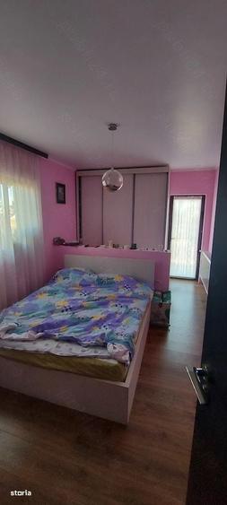 Casă cu 4 camere în Cornetu