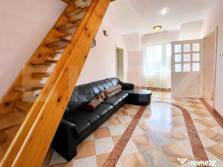 Casă cu 5 camere cu Teren 1700 Mp în Rapoltu Mare
