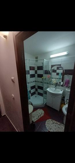 Garsonieră decomandată în Băceni