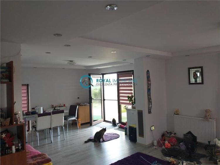 Casă individuală cu 4 camere cu Teren 250 Mp în Păulești