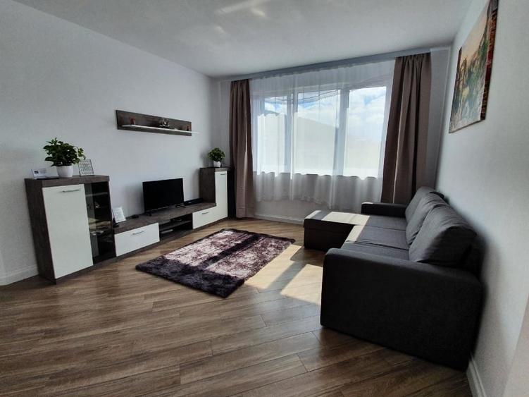 Apartament cu 2 camere decomandat, mobilat în Florești