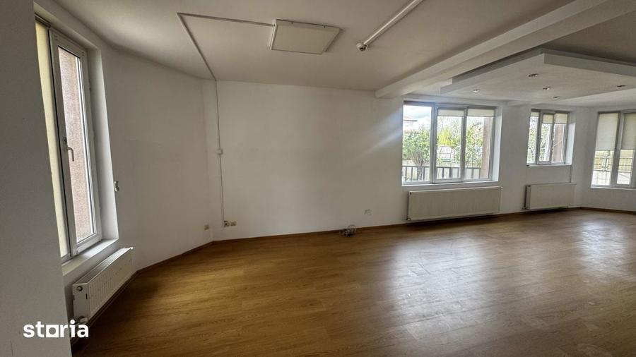Casă cu Teren 520 Mp în Nord