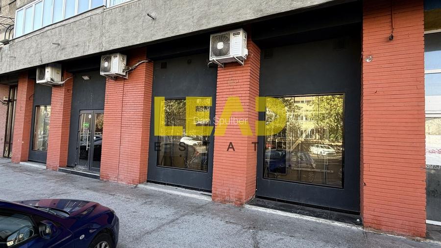 SPATIU COMERCIAL 206 MP LA STRADA | VITRINA 12 ML | CENTRUL CIVIC
