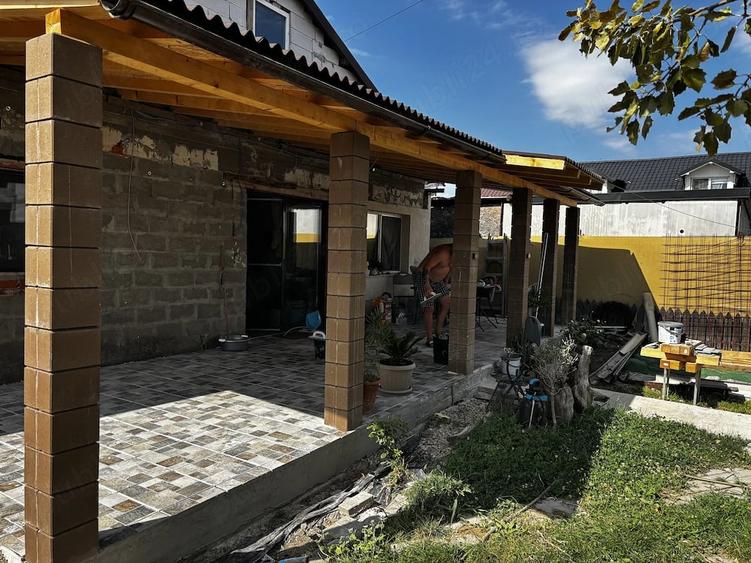 Casă cu 5 camere cu Teren 336 Mp în Central