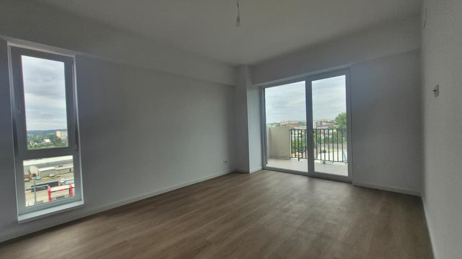 Apartament cu 2 camere decomandat în Tătărași