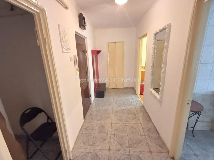 Apartament cu 3 camere circular în Viziru 3