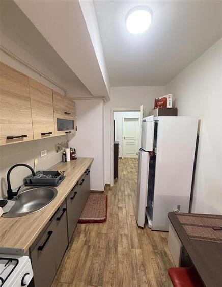 Apartament cu 2 camere decomandat, mobilat în Nicolina