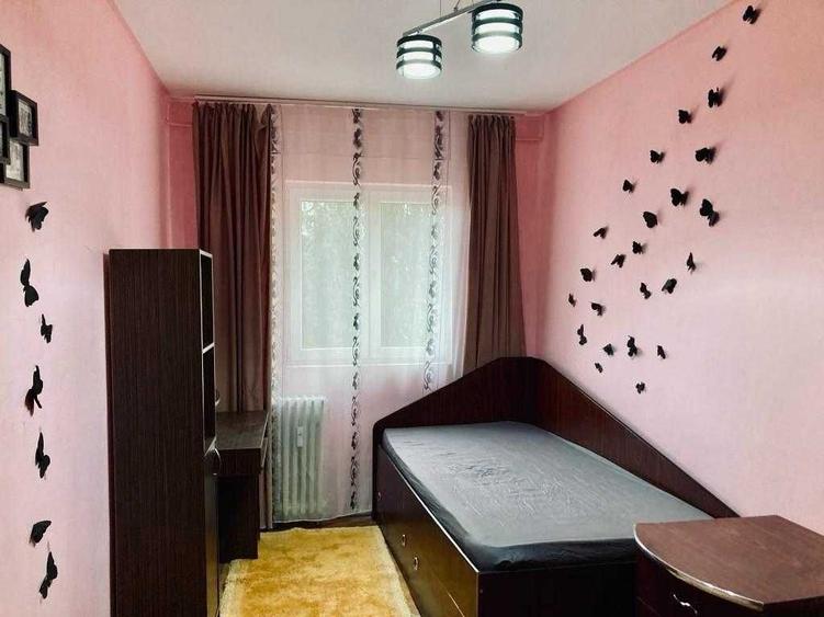 Apartament cu 4 camere decomandat în Aurel Vlaicu