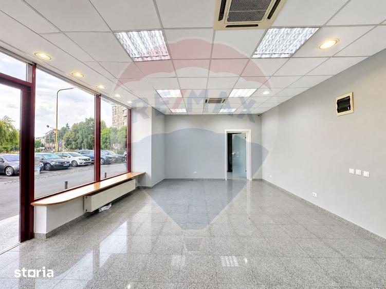 Spațiu comercial, de 45.15 mp, în Astra