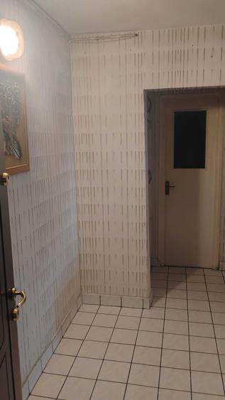 Apartament cu 2 camere decomandat în Republicii