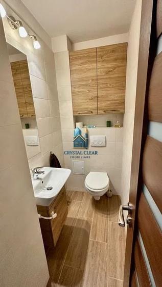 Apartament cu 3 camere decomandat, mobilat în Tudor