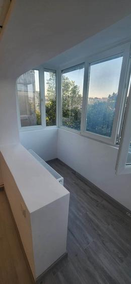 Apartament cu 3 camere decomandat în Lujerului