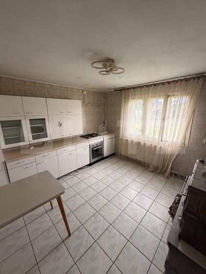 Casa 263 mp , 671 mp teren, Câmpulung Moldovenesc, Bucovina - 19
