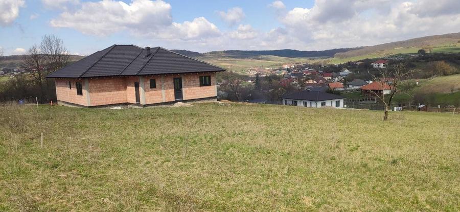 Teren de 1000 mp, în Sigmir