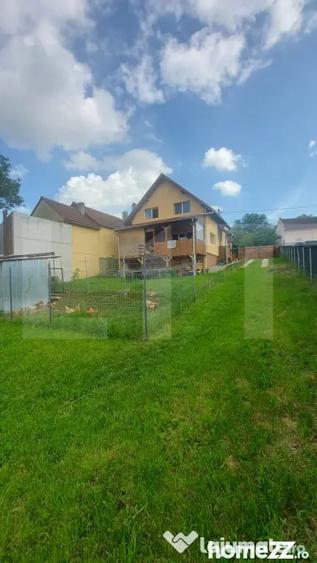 Casă cu 4 camere cu Teren 500 Mp în Central