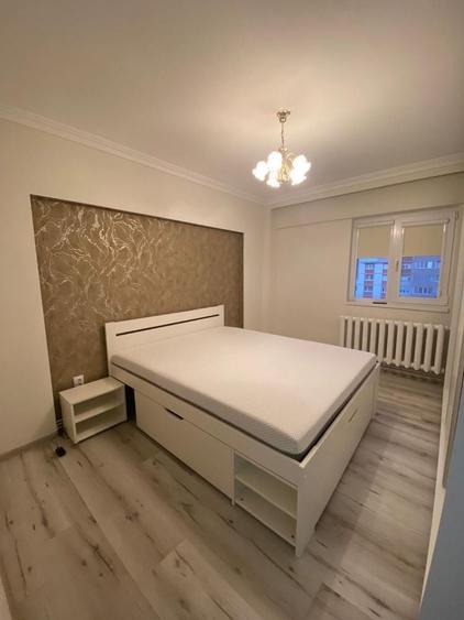 Apartament cu 3 camere decomandat în Ultracentral