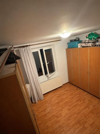 Apartament cu 3 camere decomandat în Olteniței