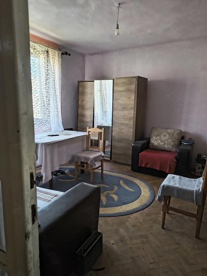 Casă cu 3 camere cu Teren 2900 Mp în Gavojdia