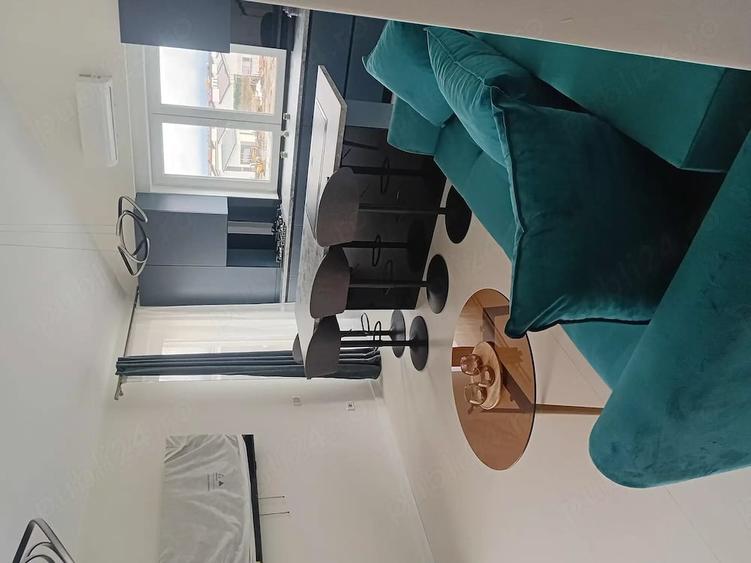 Apartament cu 3 camere decomandat în Sânpetru