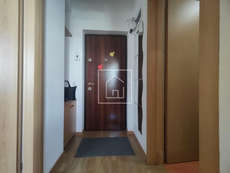 Apartament cu 2 camere decomandat, mobilat în Turnișor