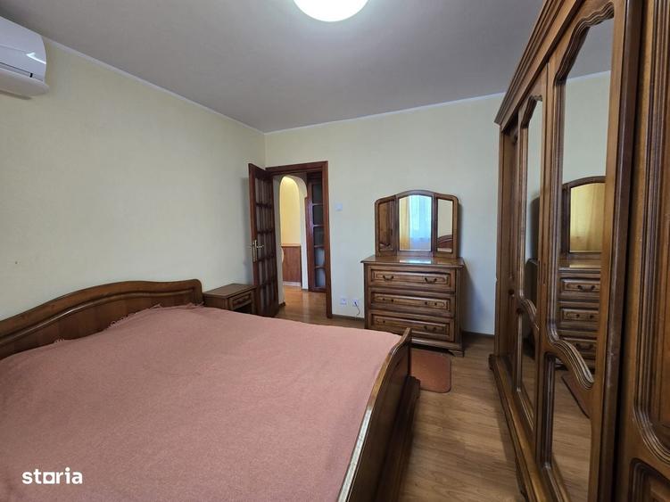 3 camere decomandate, Piata Centrala, etaj 3, mobilat si utilat - 12