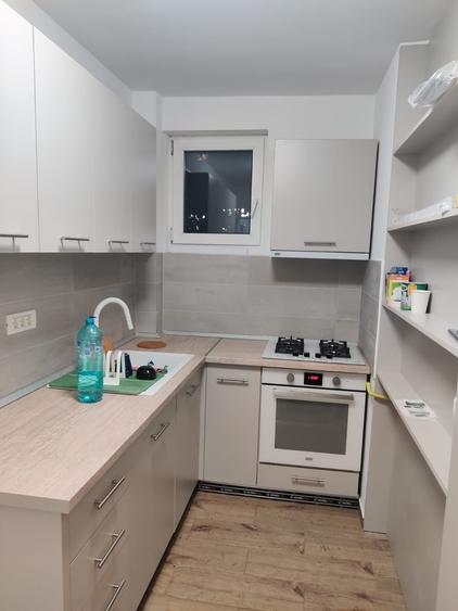 Apartament cu 2 camere semidecomandat în Gara de Nord