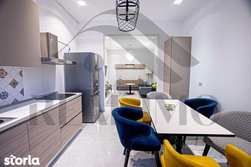 Apartament cu 3 camere, mobilat în Central