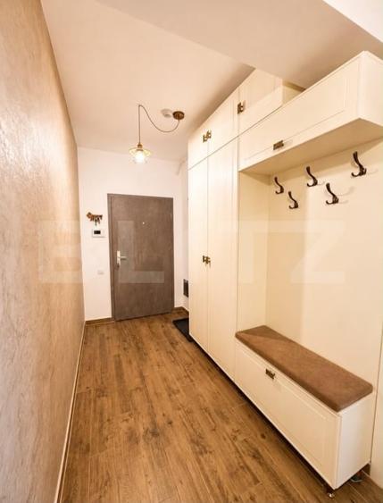 Apartament cu 3 camere decomandat, mobilat în Tractorul